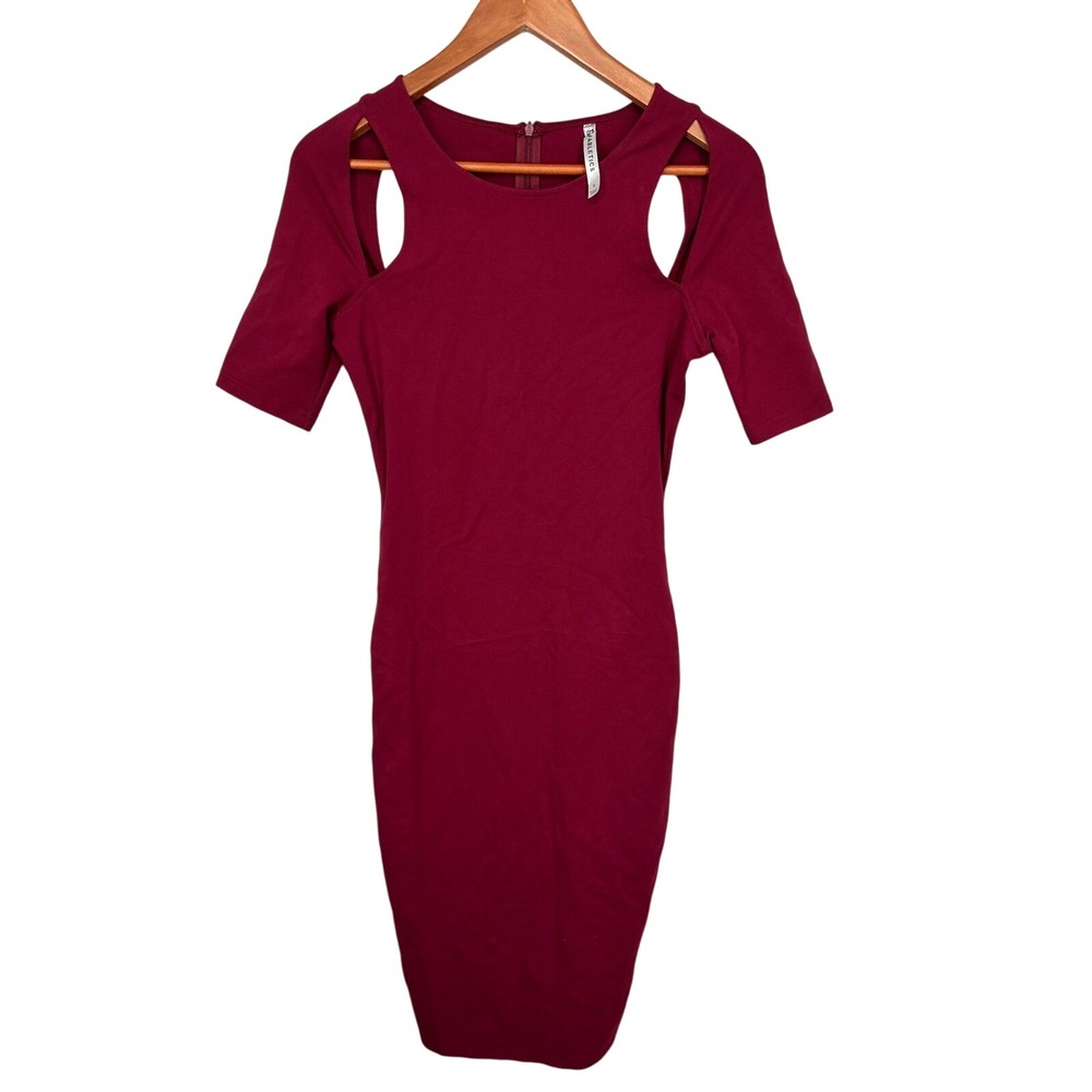 Fabletics Red Heavy Knit Dress Shoulder Cut-Outs Back Zip Women's Size Small